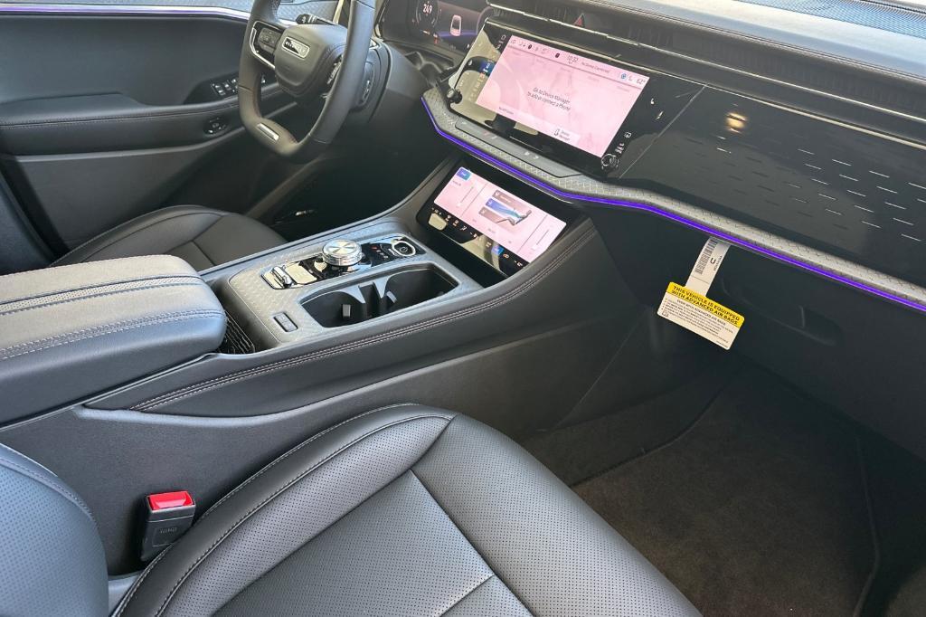new 2025 Jeep Wagoneer S car, priced at $52,340