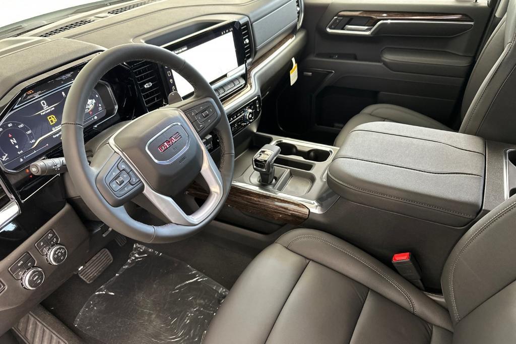 new 2025 GMC Sierra 1500 car, priced at $60,572