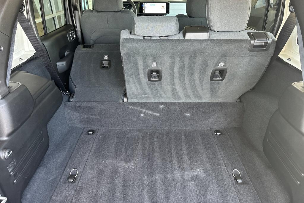 new 2025 Jeep Wrangler 4xe car