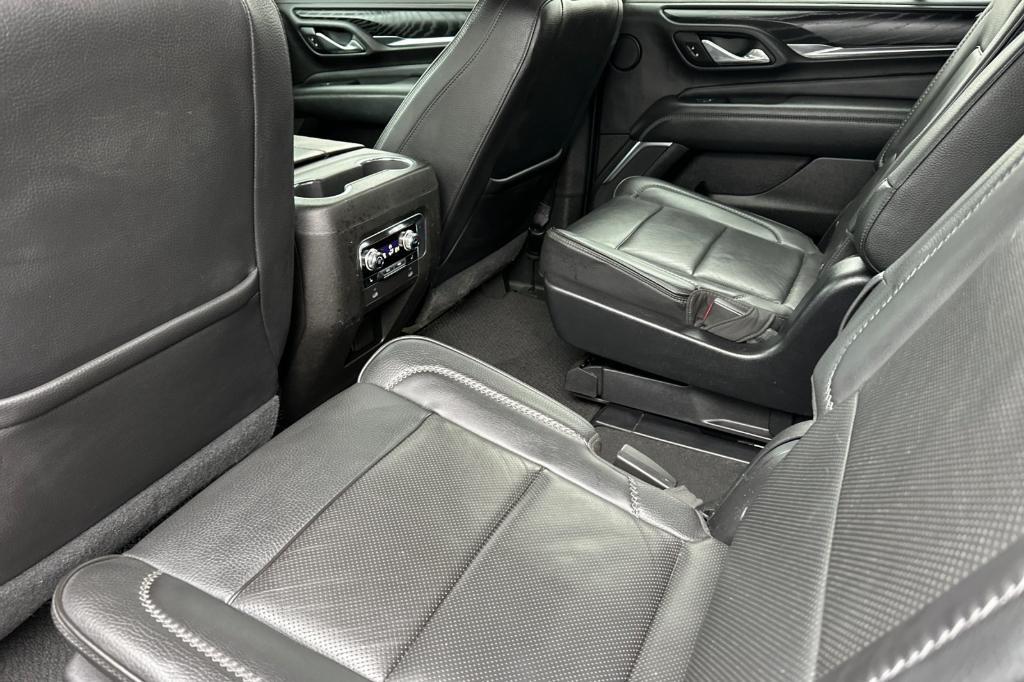 used 2021 GMC Yukon car, priced at $48,729