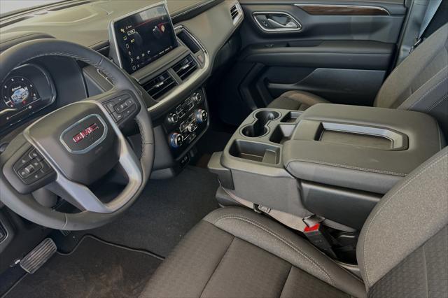 new 2024 GMC Yukon XL car, priced at $65,814