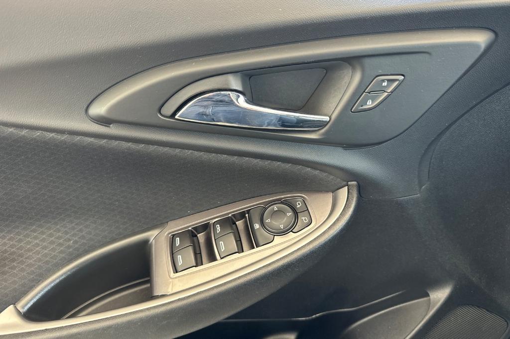 used 2022 Chevrolet Malibu car, priced at $16,999
