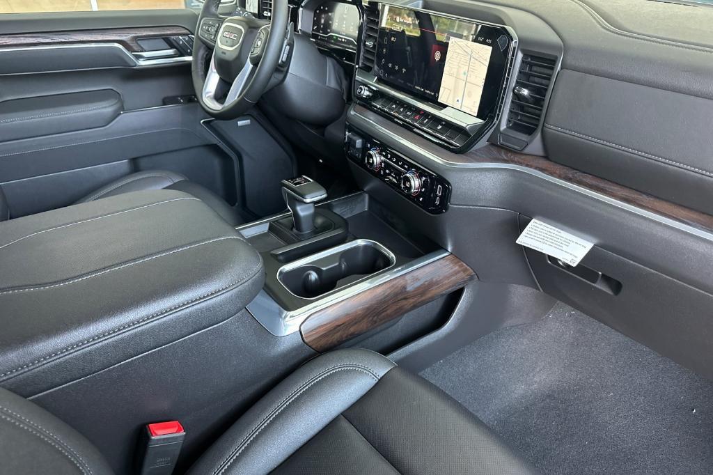 new 2025 GMC Sierra 1500 car, priced at $60,900