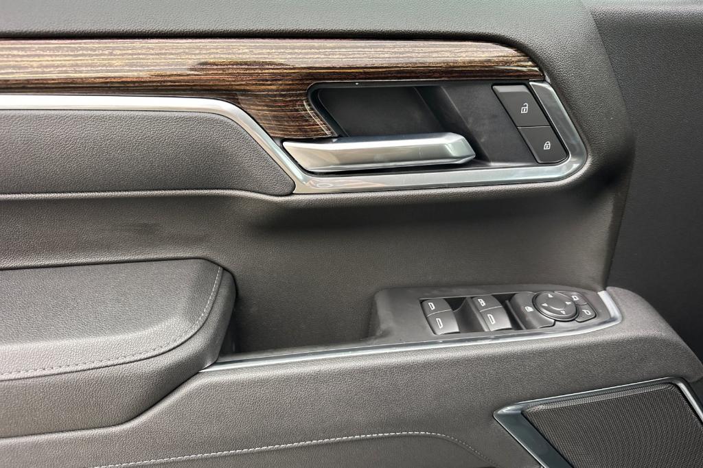 new 2026 GMC Sierra 1500 car, priced at $47,701