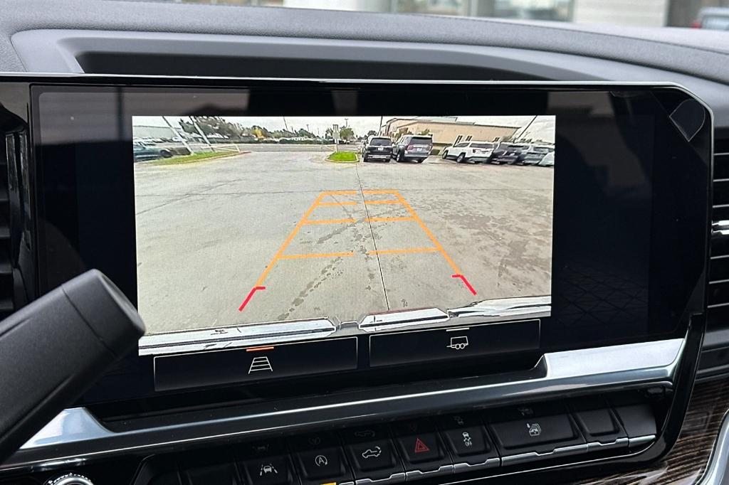 new 2026 GMC Sierra 1500 car, priced at $47,701