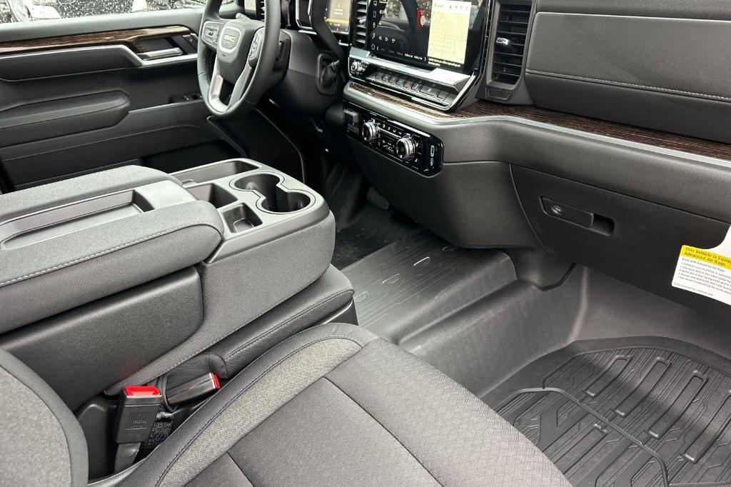 new 2026 GMC Sierra 1500 car, priced at $47,701