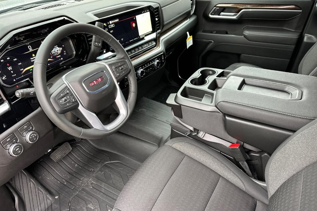 new 2026 GMC Sierra 1500 car, priced at $47,701