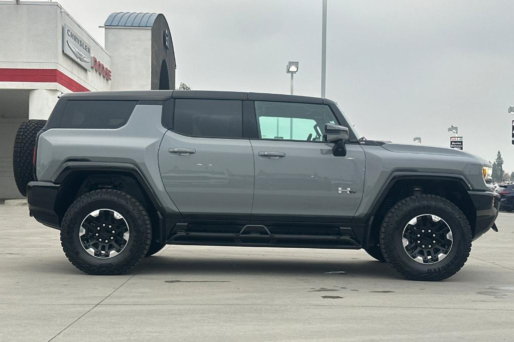 new 2025 GMC HUMMER EV SUV car, priced at $106,565