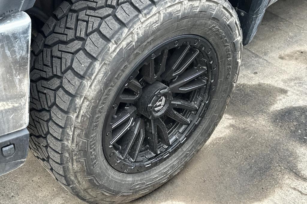 used 2022 GMC Sierra 2500 car, priced at $59,777