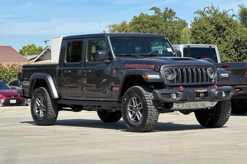 new 2025 Jeep Gladiator car, priced at $47,700