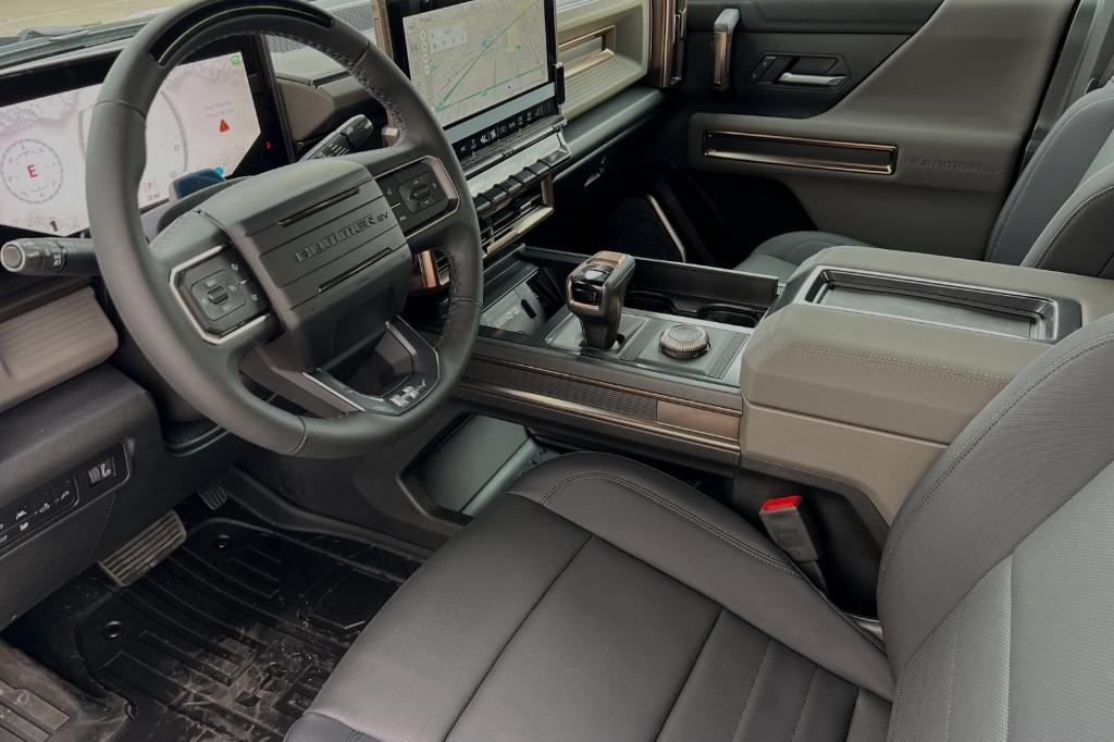 new 2025 GMC HUMMER EV Pickup car, priced at $99,401