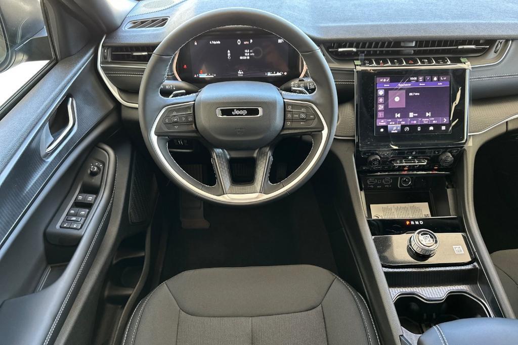 new 2025 Jeep Grand Cherokee L car, priced at $43,179