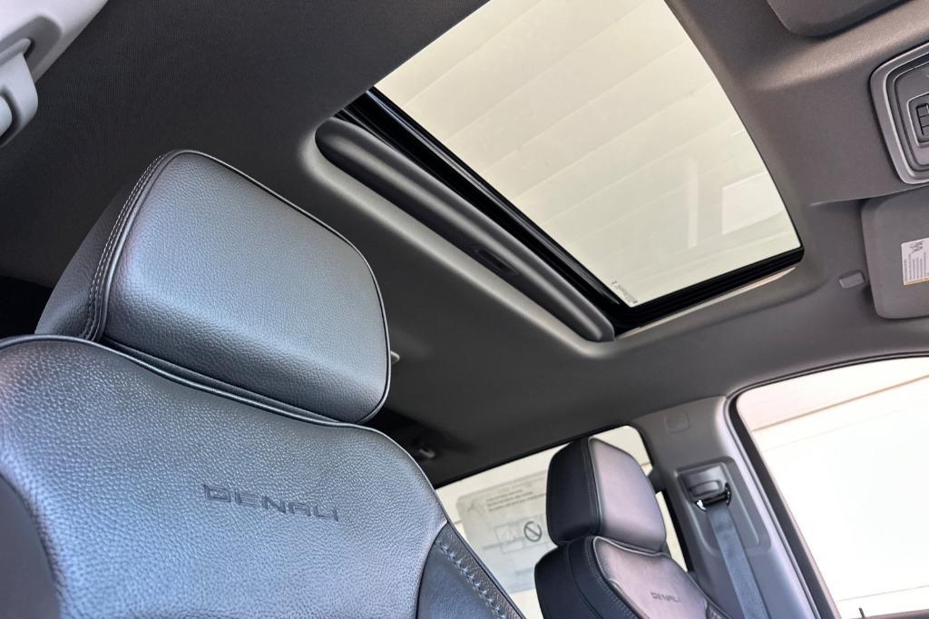 new 2025 GMC Sierra 2500 car, priced at $88,960