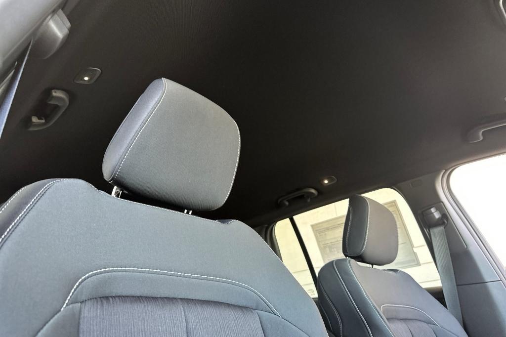 new 2025 Jeep Grand Cherokee car, priced at $38,181