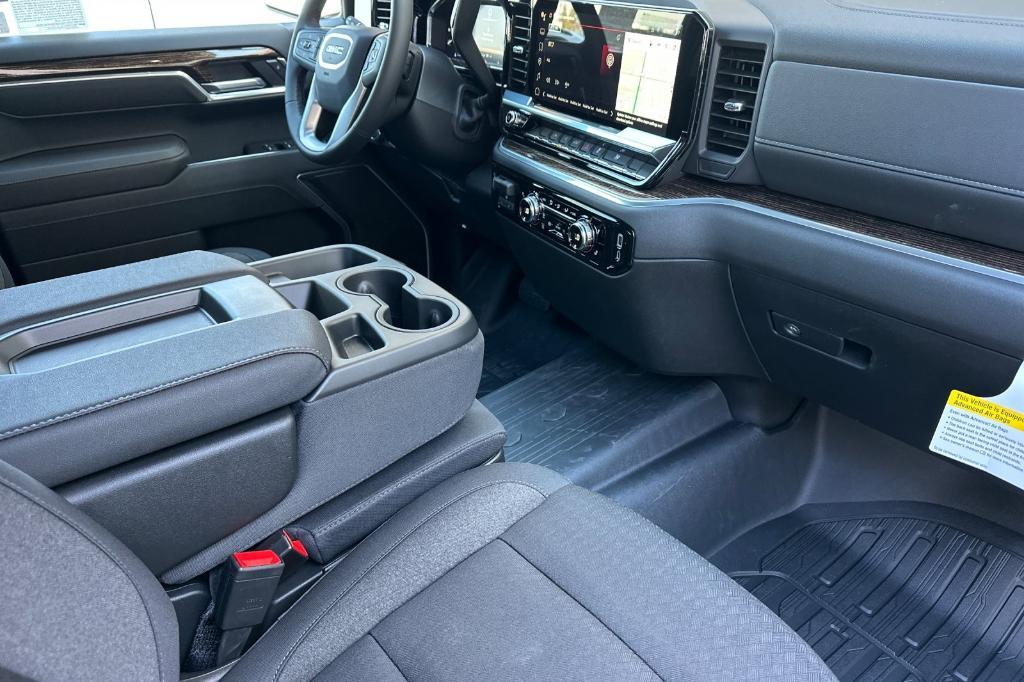 new 2026 GMC Sierra 1500 car, priced at $48,205