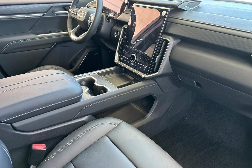 new 2024 GMC Acadia car, priced at $43,990