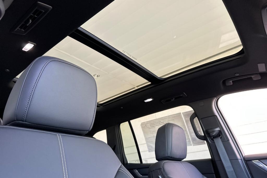 new 2024 GMC Acadia car, priced at $43,990