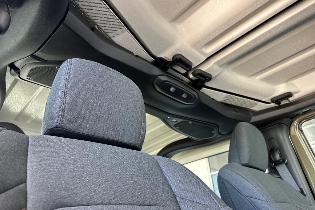 new 2025 Jeep Wrangler car, priced at $37,987