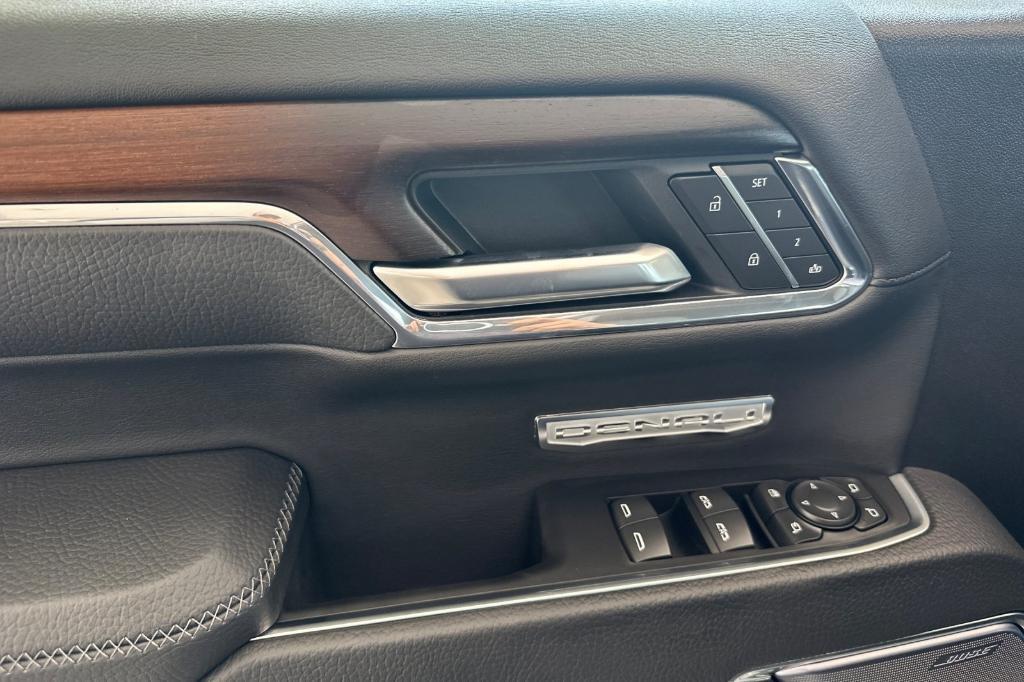 new 2025 GMC Sierra 1500 car, priced at $69,185