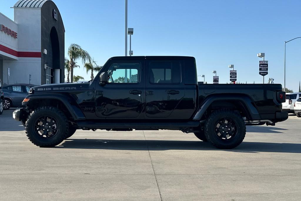new 2025 Jeep Gladiator car