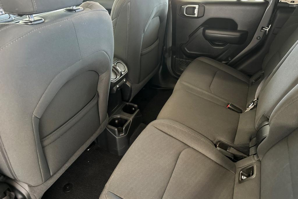 used 2022 Jeep Gladiator car, priced at $35,899