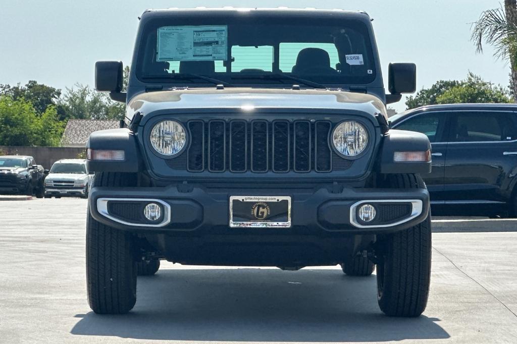new 2025 Jeep Gladiator car