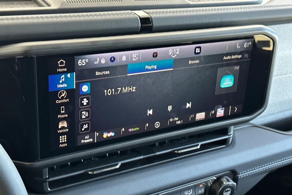 new 2024 Jeep Wrangler car, priced at $48,919
