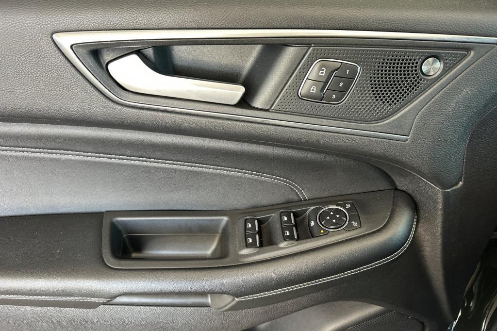 used 2022 Ford Edge car, priced at $24,797