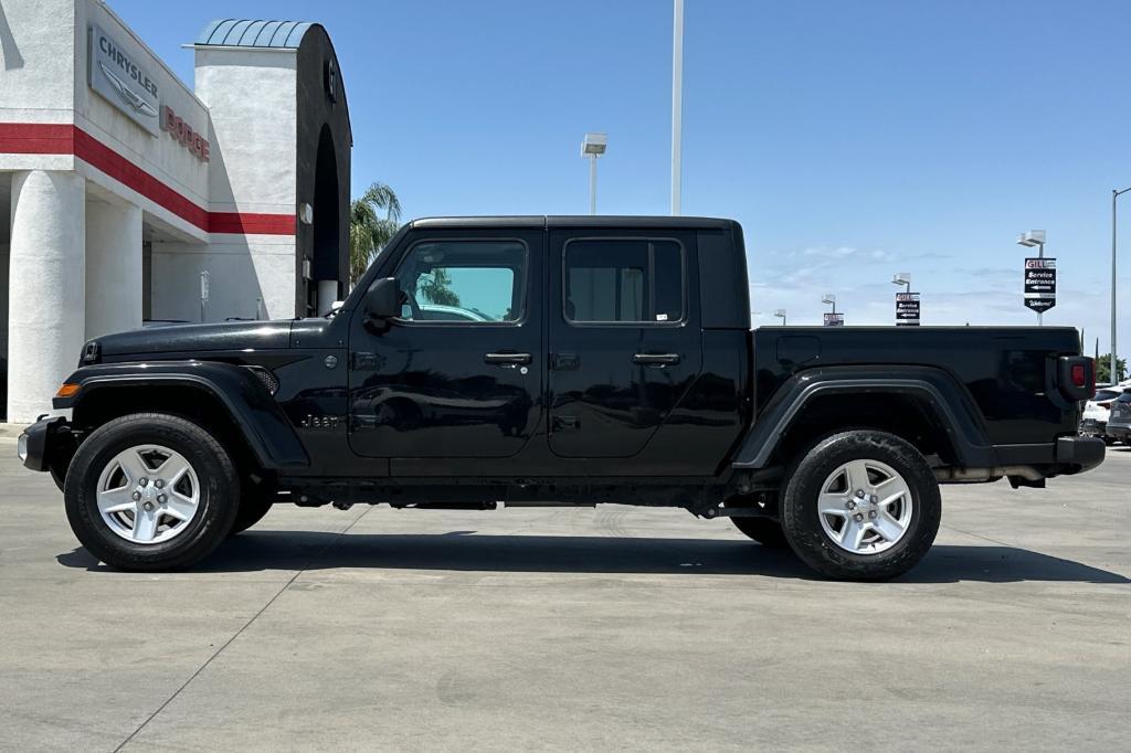 used 2023 Jeep Gladiator car, priced at $28,738