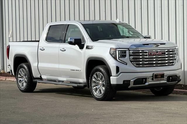 new 2025 GMC Sierra 1500 car, priced at $74,060