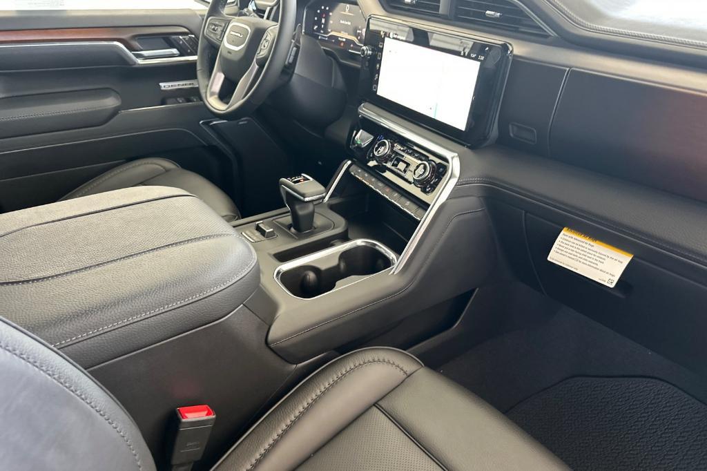 new 2025 GMC Sierra 1500 car, priced at $64,390