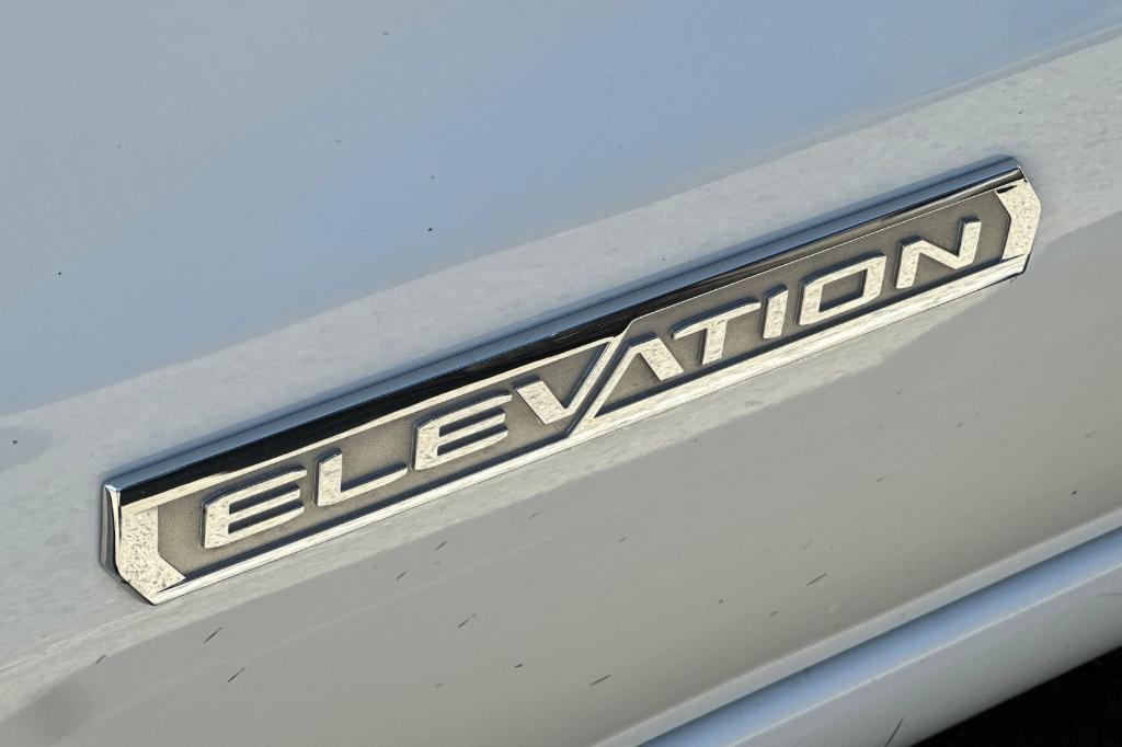 used 2023 GMC Sierra 1500 car, priced at $47,584