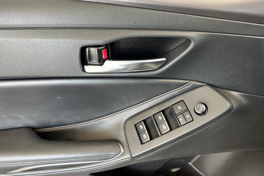 used 2022 Toyota Avalon Hybrid car, priced at $29,936