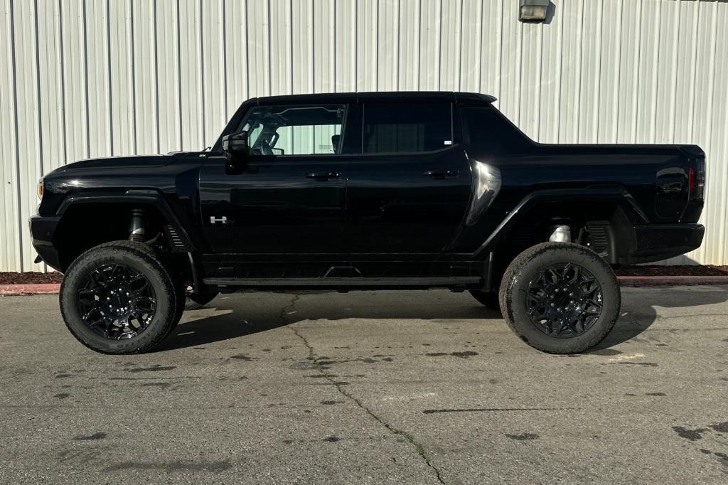 new 2025 GMC HUMMER EV Pickup car, priced at $91,702