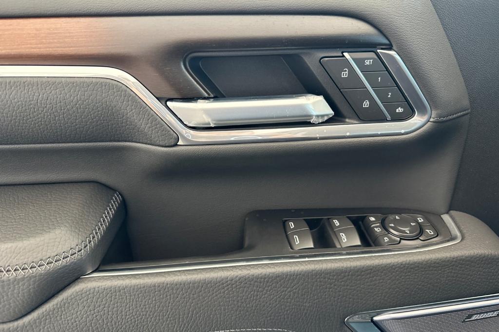 new 2025 GMC Sierra 2500 car, priced at $86,880