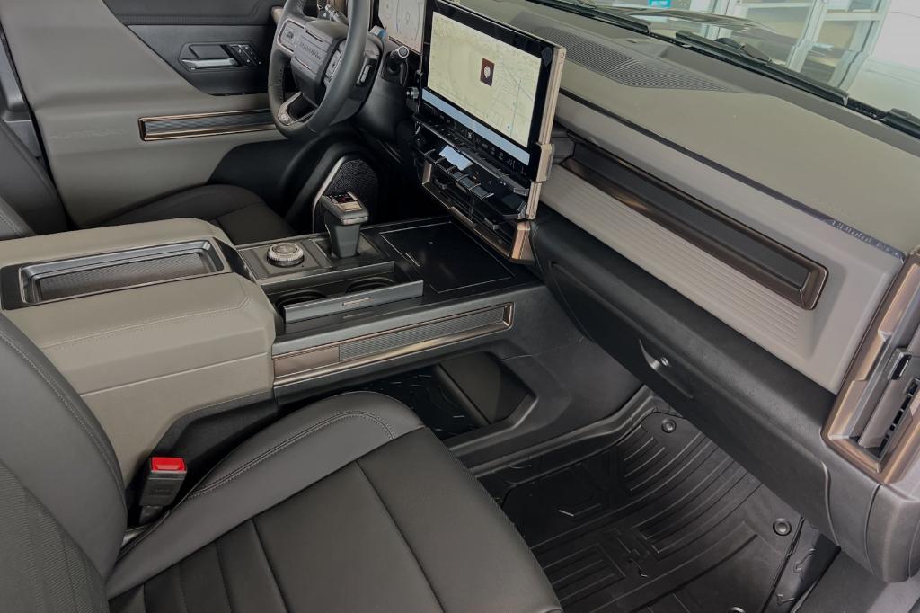 new 2025 GMC HUMMER EV Pickup car, priced at $99,790