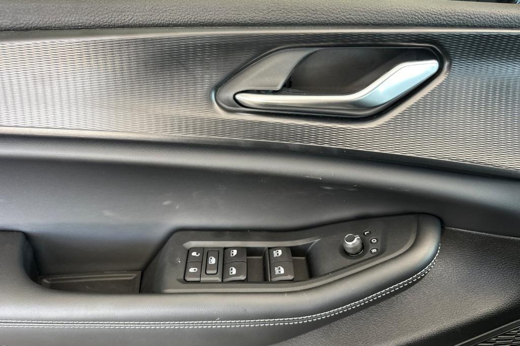 new 2025 Jeep Grand Cherokee L car, priced at $44,472