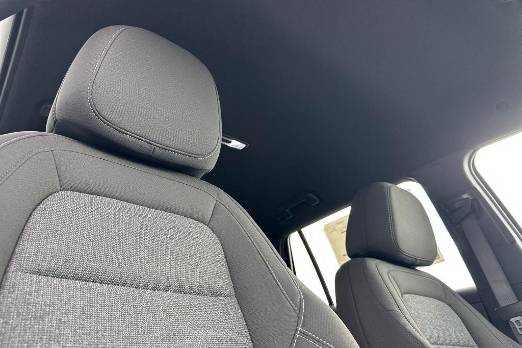 new 2026 GMC Terrain car, priced at $32,295