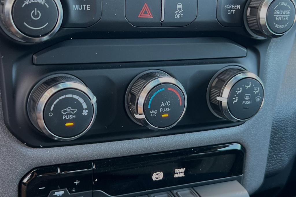 new 2024 Ram 2500 car, priced at $62,060