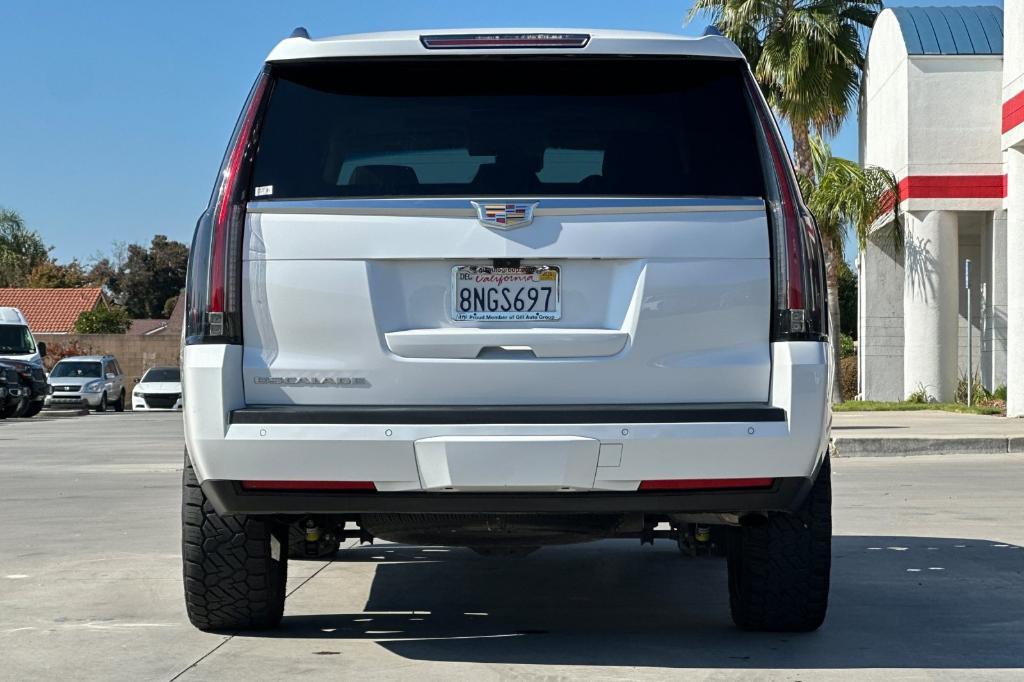 used 2020 Cadillac Escalade car, priced at $40,646