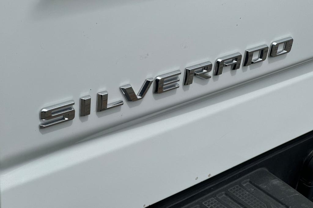 used 2024 Chevrolet Silverado 1500 car, priced at $33,208