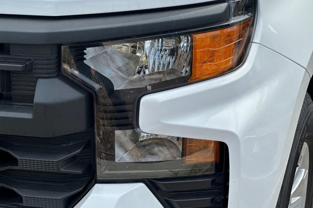 used 2024 Chevrolet Silverado 1500 car, priced at $33,208