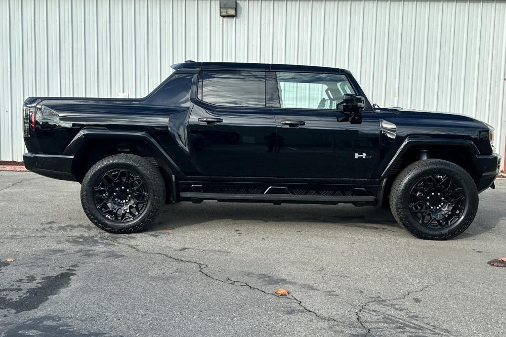 new 2025 GMC HUMMER EV Pickup car, priced at $90,690