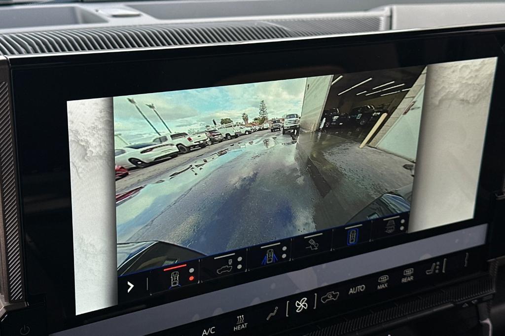 new 2025 GMC HUMMER EV Pickup car, priced at $90,690