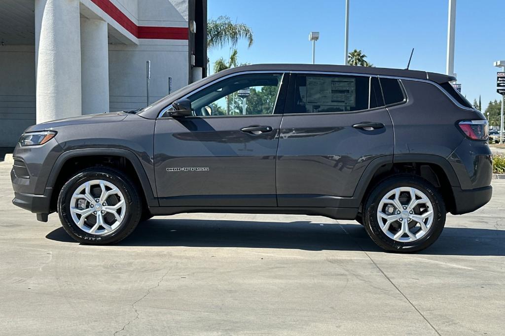 new 2024 Jeep Compass car, priced at $26,916