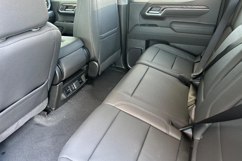 new 2025 GMC Sierra 1500 car, priced at $60,035