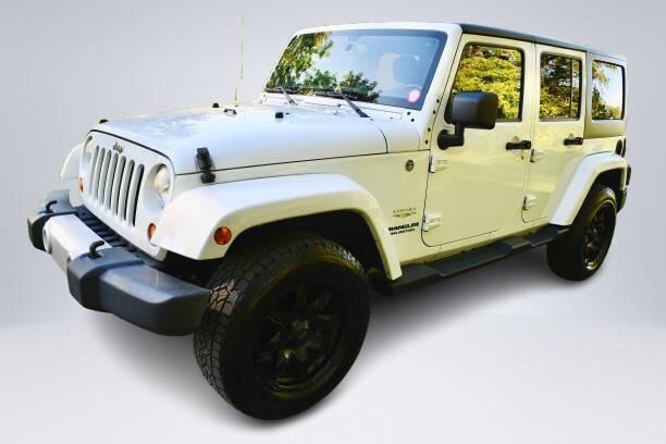 used 2013 Jeep Wrangler Unlimited car, priced at $15,364