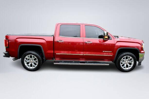 used 2018 GMC Sierra 1500 car, priced at $28,878