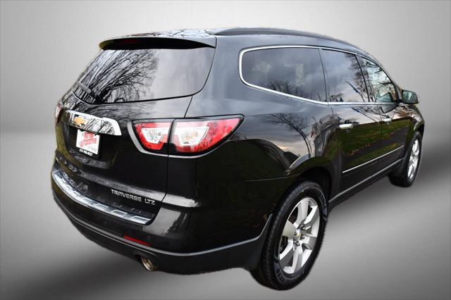 used 2015 Chevrolet Traverse car, priced at $13,373