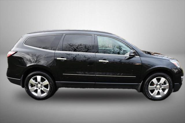 used 2015 Chevrolet Traverse car, priced at $13,373